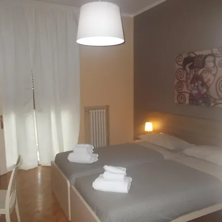 Cameracaffe Centro Bed & Breakfast 3*