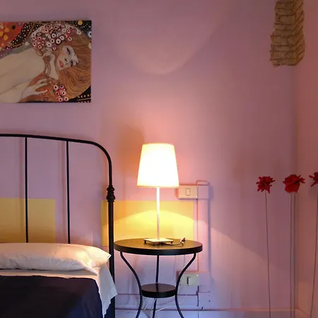 Cameracaffe Centro 3*