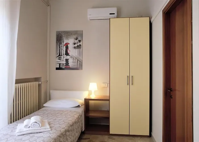 Cameracaffe Centro 3*