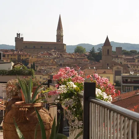 Cameracaffe Centro 3*