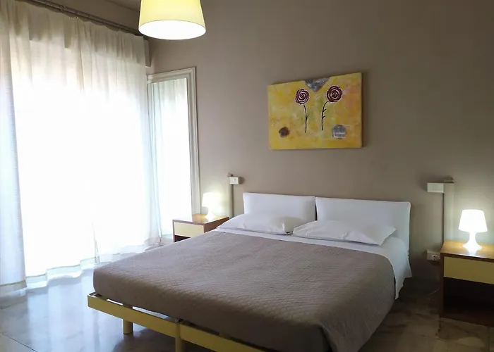 Cameracaffe Centro לינה וארוחת בוקר ארצו