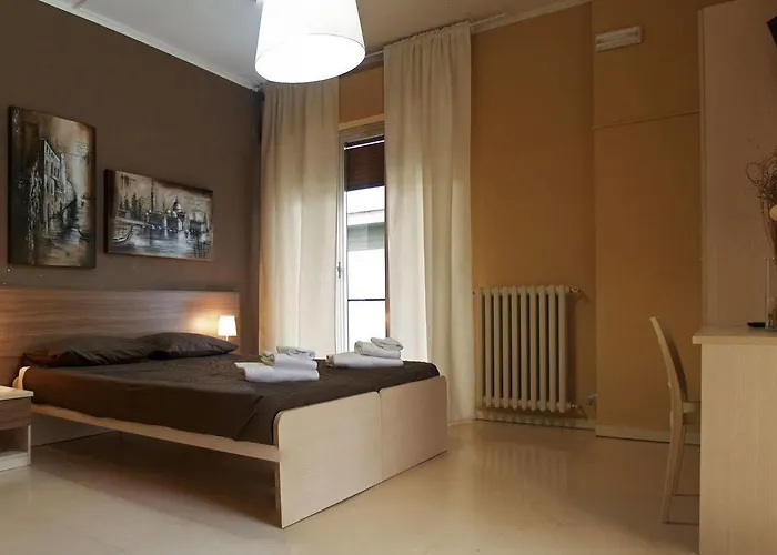 Cameracaffe Centro 3* ארצו