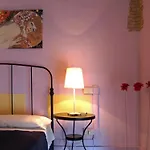 Cameracaffe Centro 3*